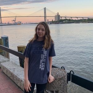 Meet your Posher, Macy